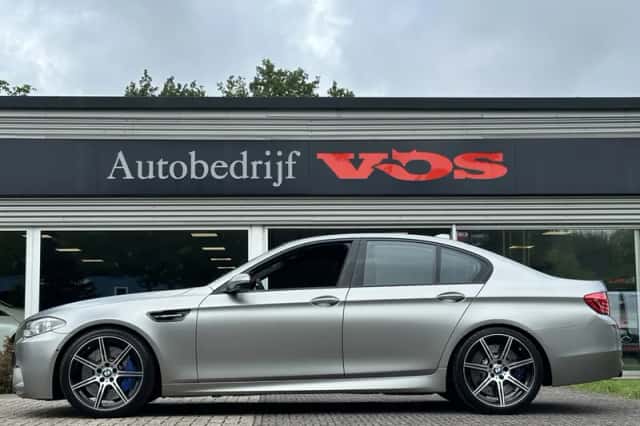 BMW M5 (2015) thumbnail 4