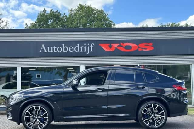 BMW X4 (2019) thumbnail 4