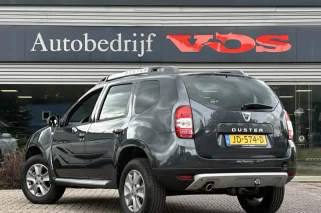 Dacia Duster (2016) thumbnail 5