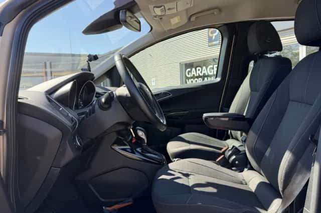Ford B-Max (2017) thumbnail 5