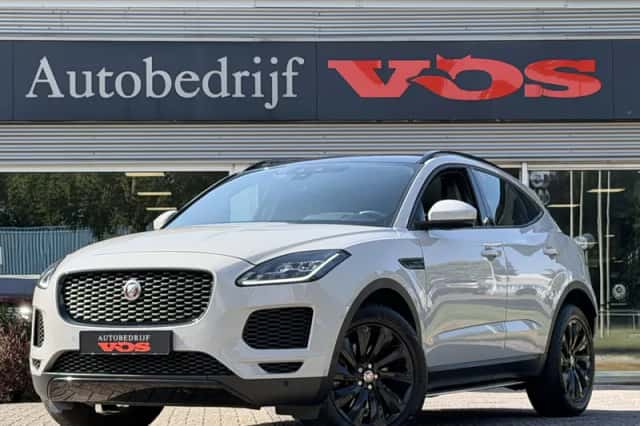 Jaguar E-Pace (2019) thumbnail 2