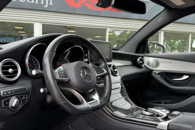 Mercedes-Benz GLC-Klasse (2018) thumbnail 3