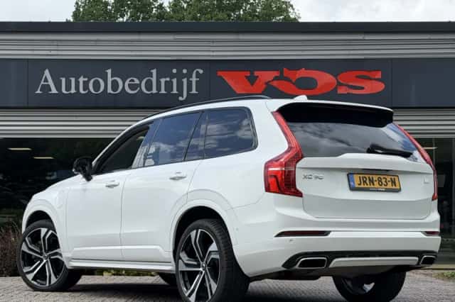 Volvo XC90 (2020) thumbnail 6