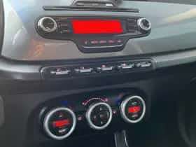 Alfa Romeo Giulietta (2010) thumbnail 14