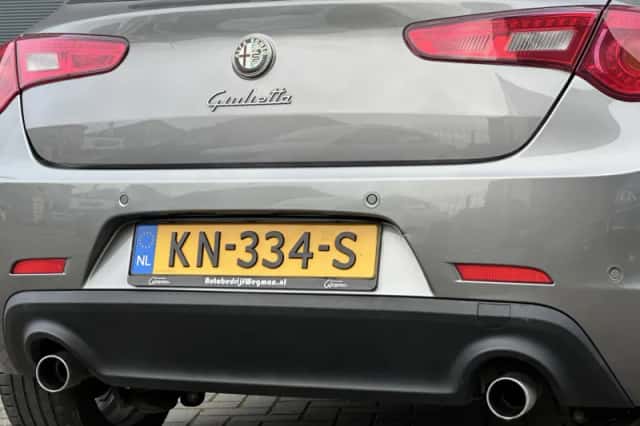 Alfa Romeo Giulietta (2010) thumbnail 7