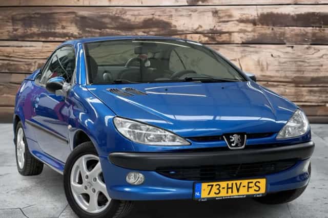 Peugeot 206 (2000) thumbnail 2