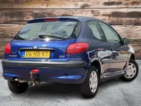 Peugeot 206 (1998) thumbnail 3