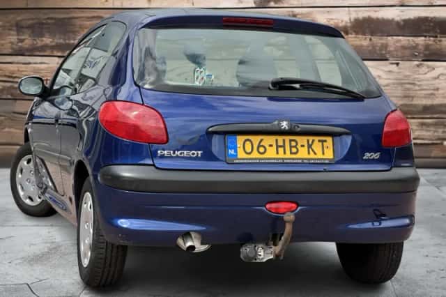 Peugeot 206 (1998) thumbnail 4