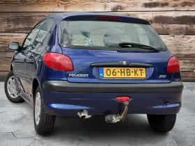 Peugeot 206 (1998) thumbnail 4