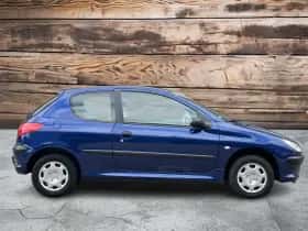 Peugeot 206 (1998) thumbnail 10