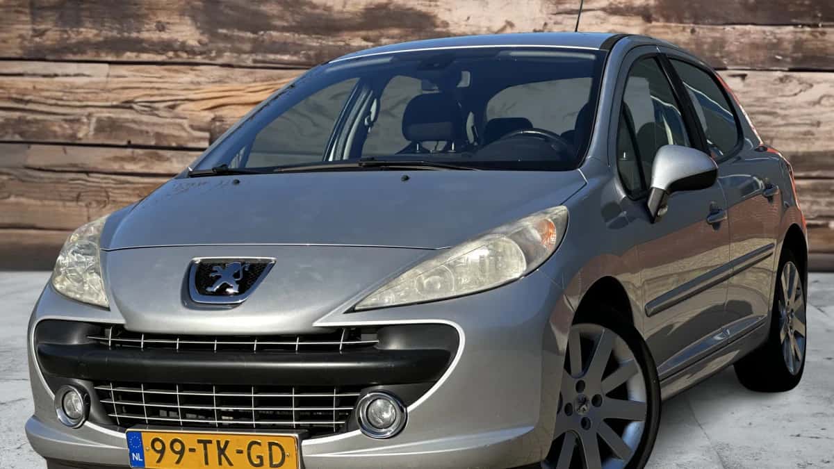 Peugeot 207 (2006) — foto 1