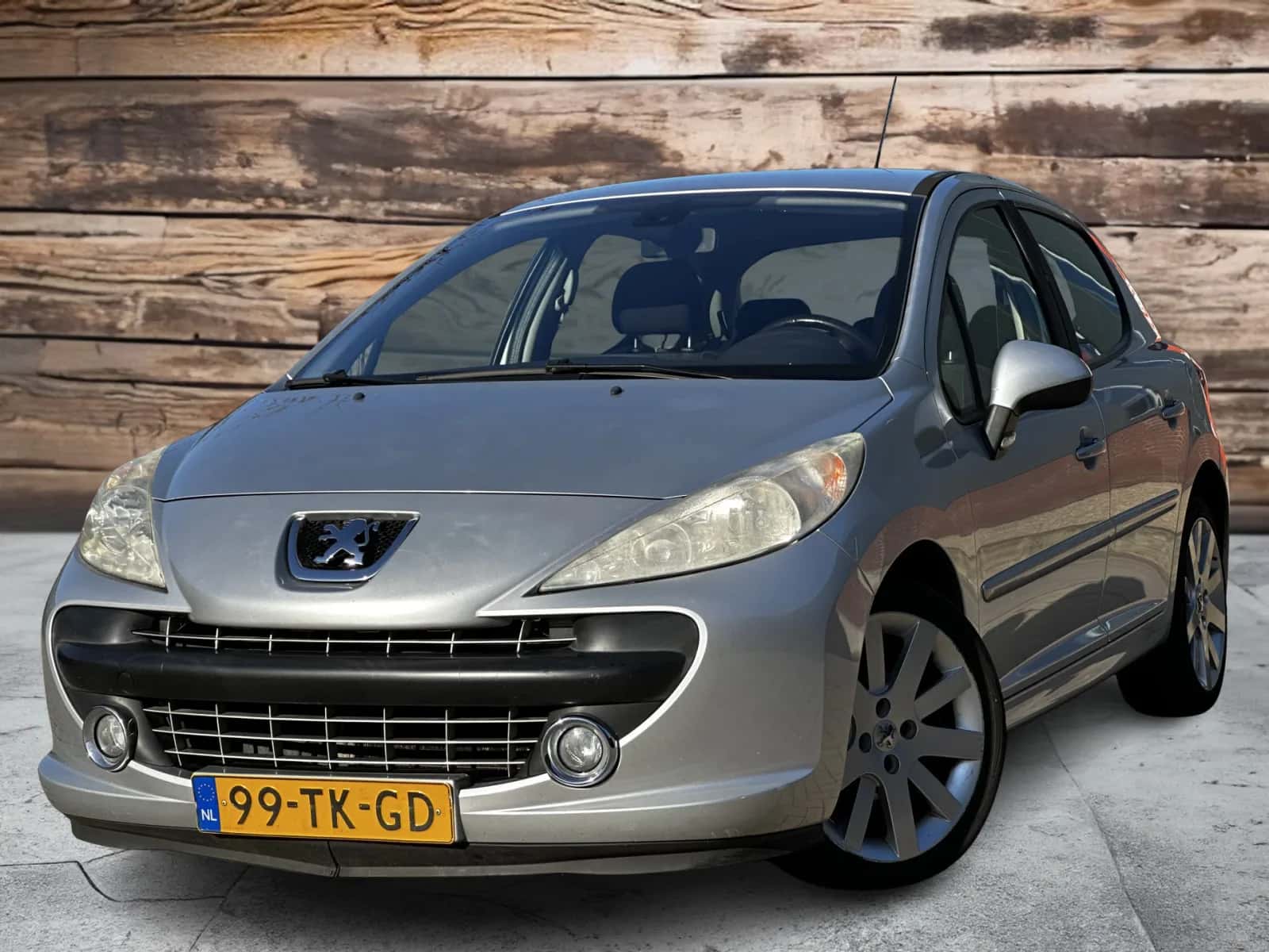 Peugeot 207 (2006) — foto 1