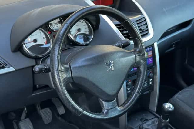 Peugeot 207 (2006) thumbnail 12