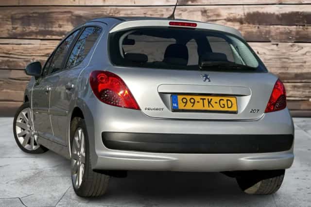 Peugeot 207 (2006) thumbnail 4