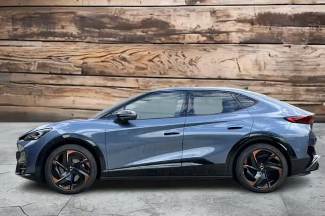 CUPRA Tavascan (2024) thumbnail 8