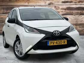 Toyota Aygo (2017) thumbnail 2