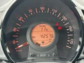 Toyota Aygo (2017) thumbnail 13