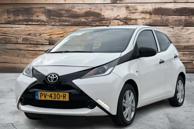 Toyota Aygo (2017) thumbnail 4
