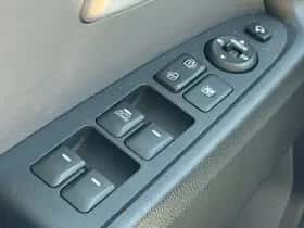 Kia Sportage (2012) thumbnail 23