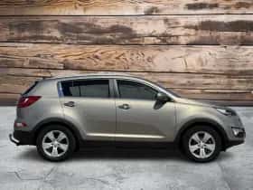 Kia Sportage (2012) thumbnail 7