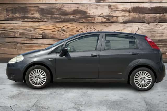 Fiat Grande Punto (2005) thumbnail 9