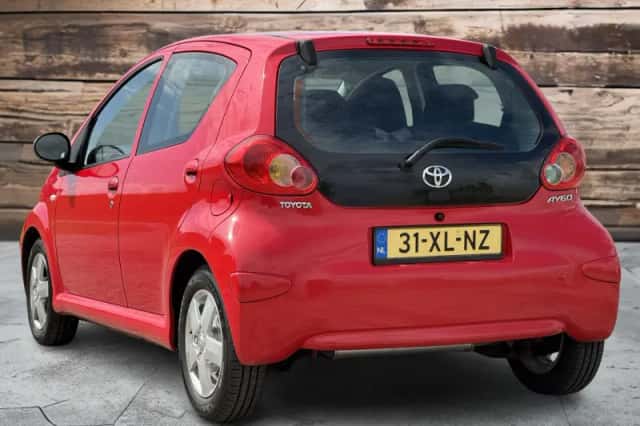 Toyota Aygo (2005) thumbnail 8