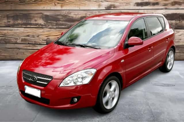 Kia Cee'd (2007)