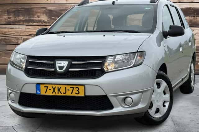 Dacia Logan (2014) thumbnail 1