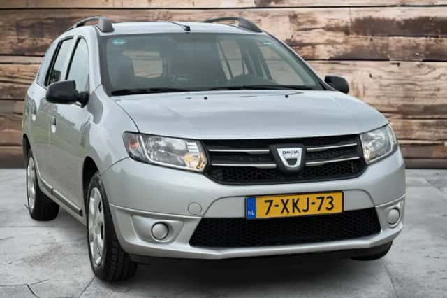 Dacia Logan (2014) thumbnail 4