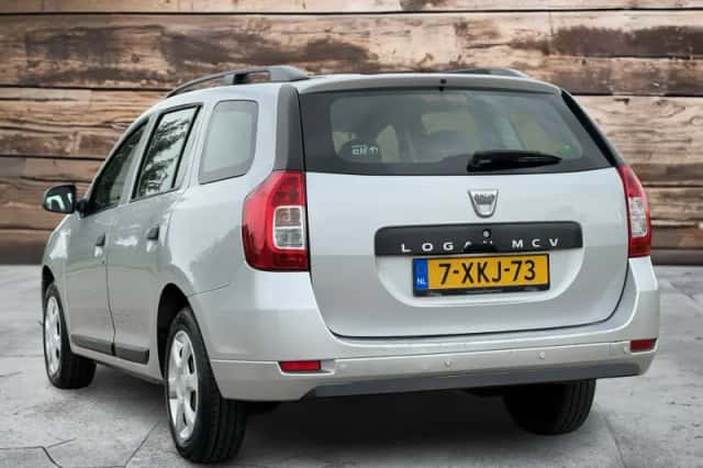 Dacia Logan (2014) thumbnail 5