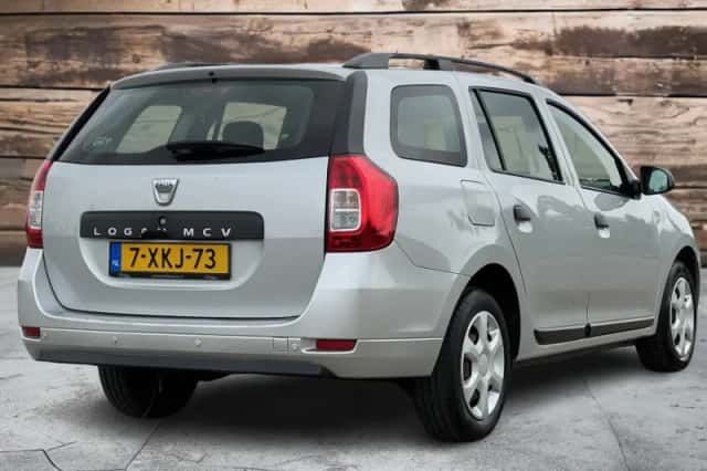 Dacia Logan (2014) thumbnail 6