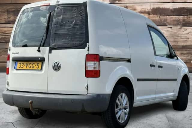 Volkswagen Caddy (2007) thumbnail 3