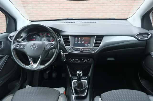 Opel Crossland X (2017) thumbnail 6