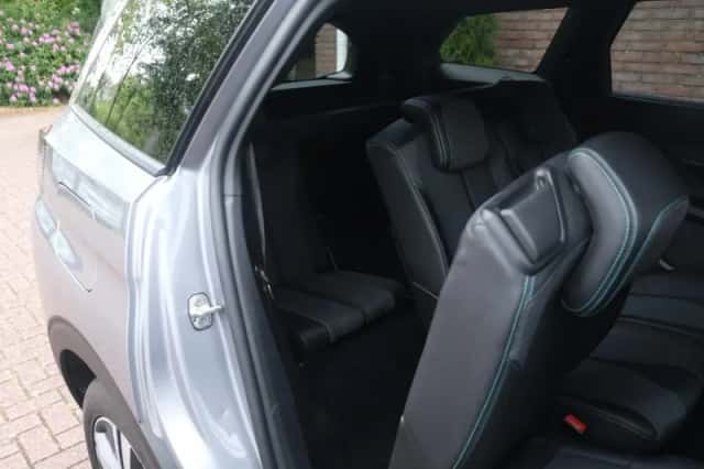 Peugeot 5008 (2023) thumbnail 4