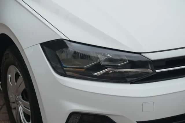 Volkswagen Polo (2018) thumbnail 2