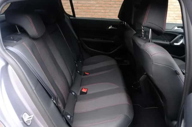 Peugeot 308 (2019) thumbnail 3