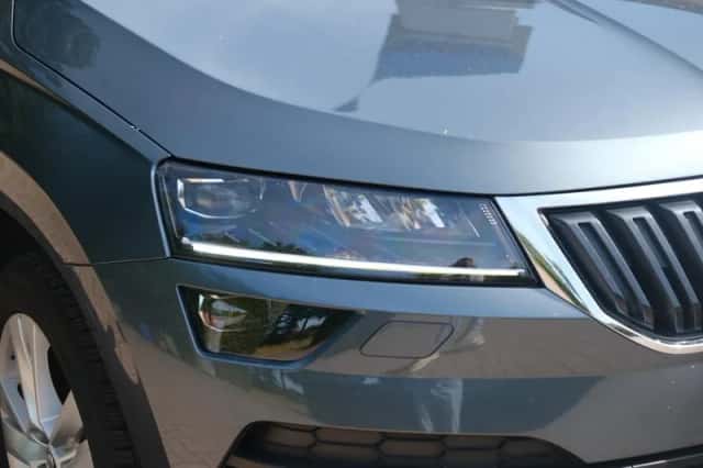 Škoda Karoq (2019) thumbnail 2