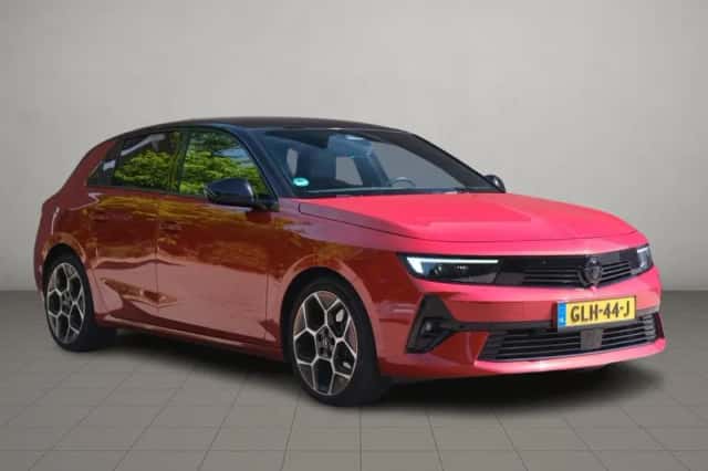 Opel Astra (2022) thumbnail 1