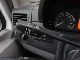 Mercedes-Benz Sprinter (2016) thumbnail 18