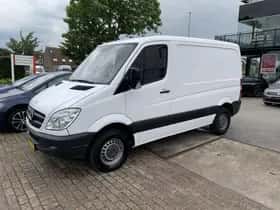 Mercedes-Benz Sprinter (2016) thumbnail 22