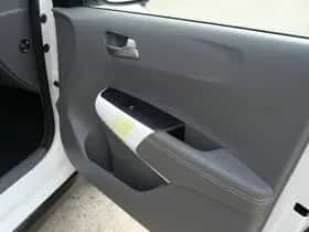 Kia Picanto (2018) thumbnail 31