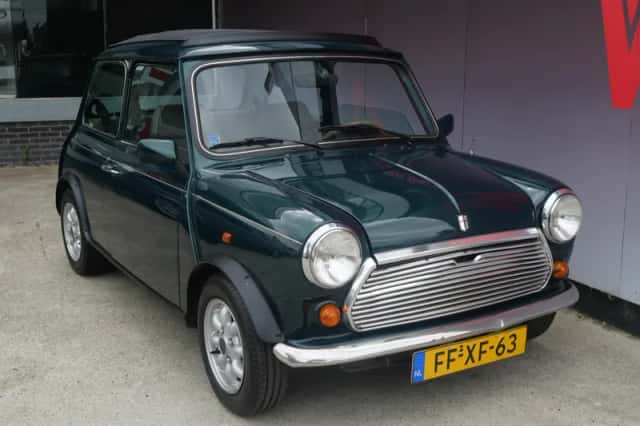 MINI Cooper (1992) thumbnail 3