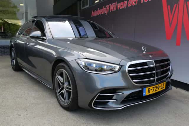 Mercedes-Benz S-Klasse (2022) thumbnail 1