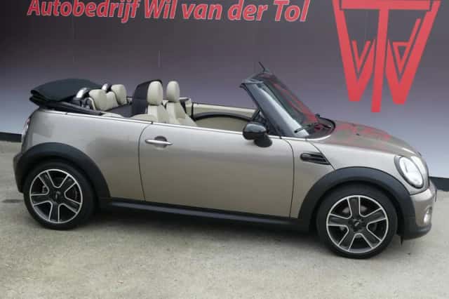 Smart Fortwo (2020) thumbnail 4