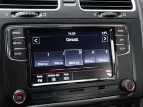 Volkswagen Golf (2012) thumbnail 16
