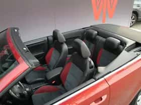 Volkswagen Golf (2012) thumbnail 21