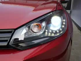 Volkswagen Golf (2012) thumbnail 4