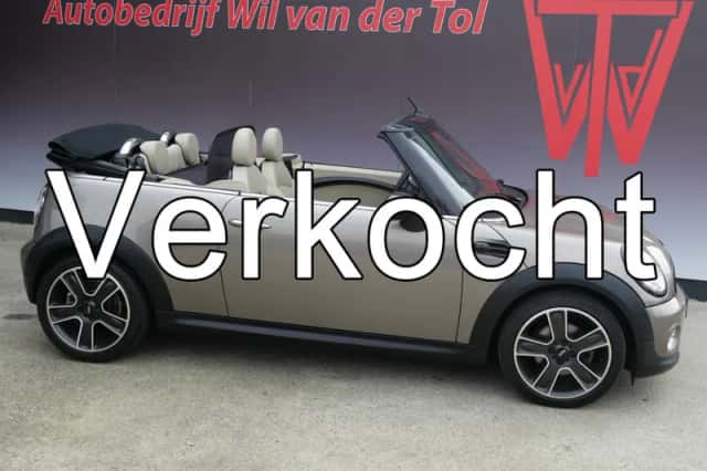 Volkswagen Golf (2012) thumbnail 2