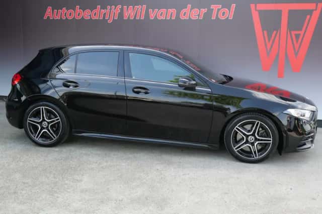 Audi A3 (2019) thumbnail 2