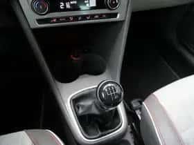 Volkswagen Polo (2017) thumbnail 25